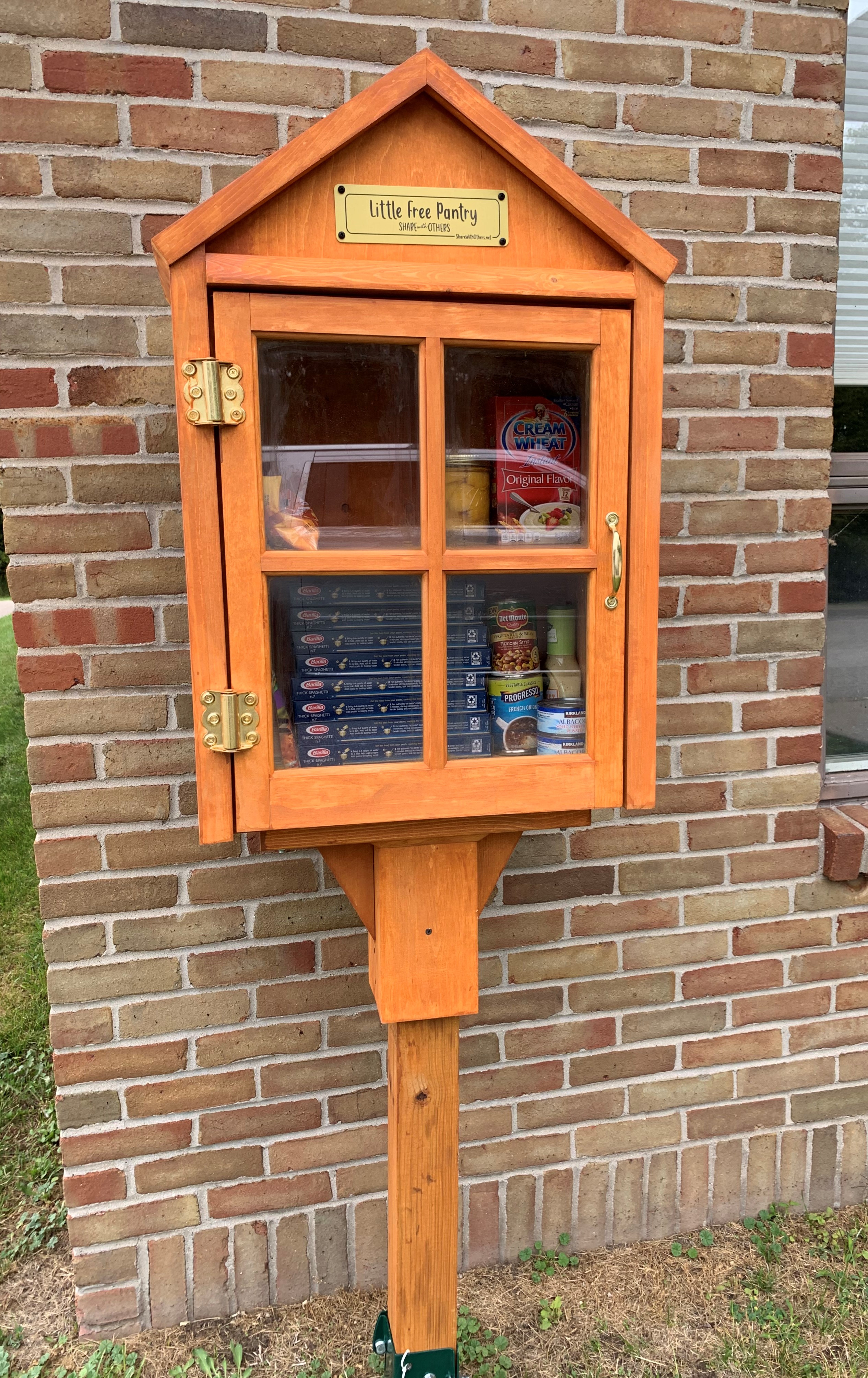 Free Little Pantry Hayes Township Photo 1
