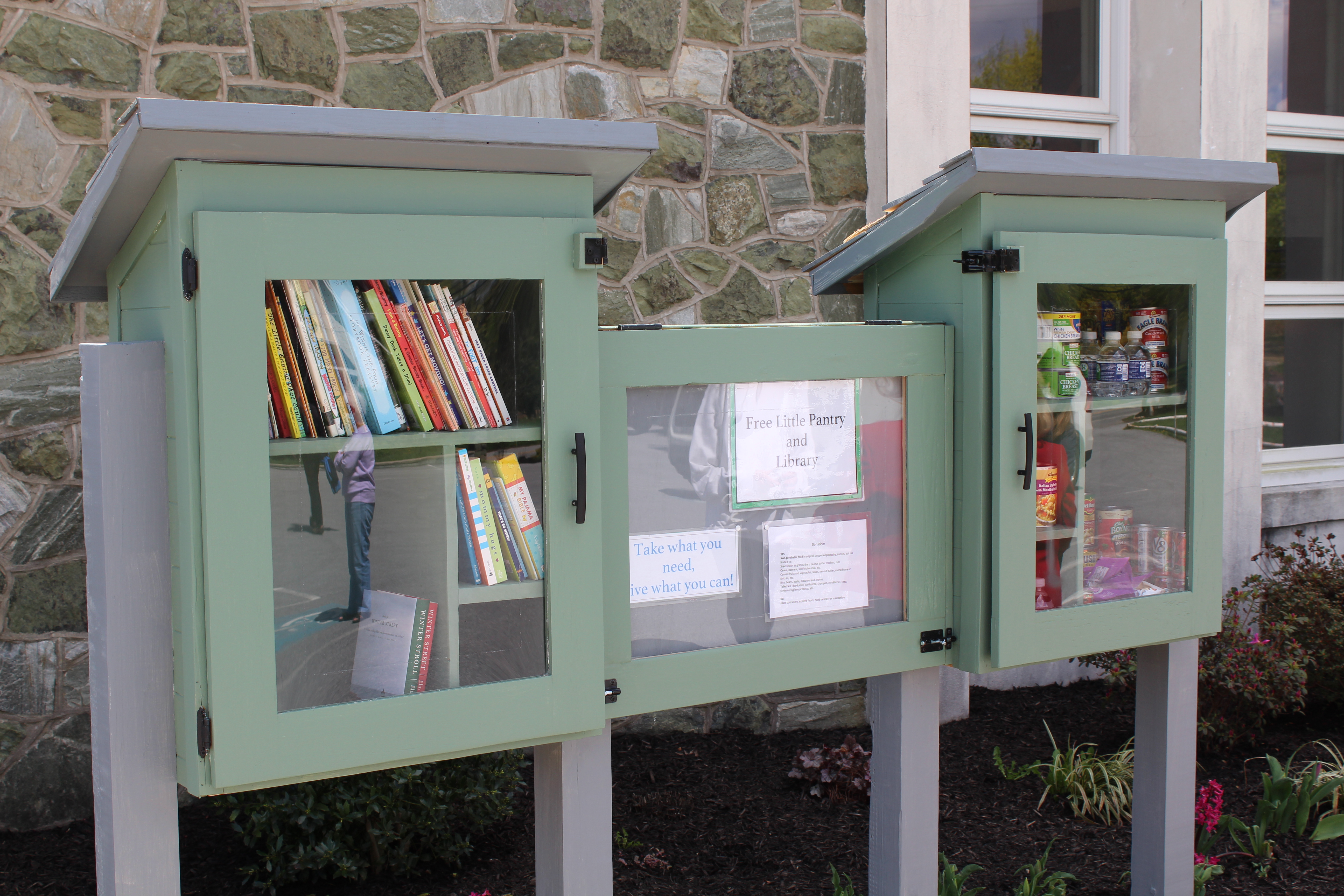 Free Little Pantry and Library Photo 1
